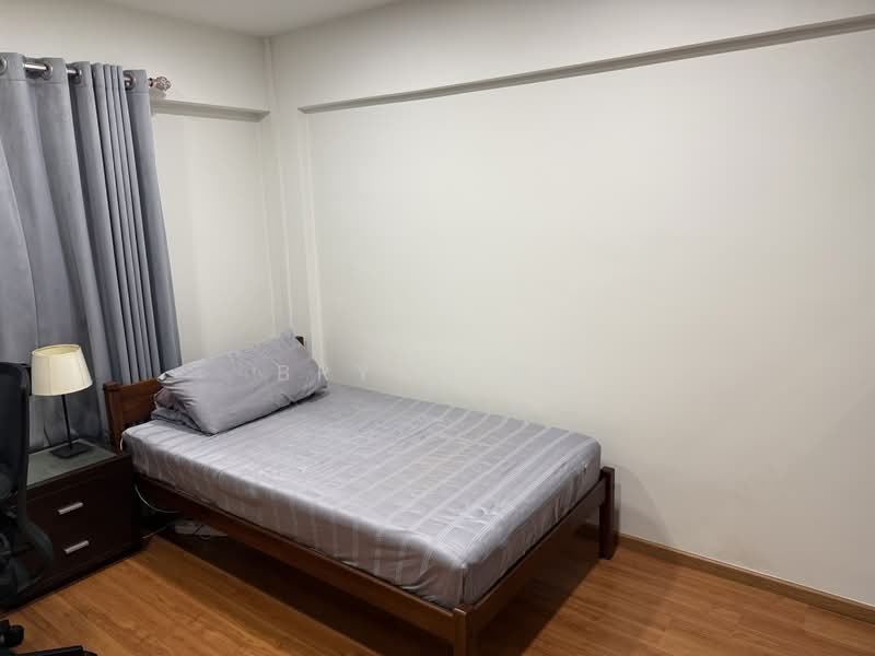 61 Telok Blangah Heights, 61 Telok Blangah Heights, 2 Bedrooms, 721 sqft, HDB Flat For Sale, by Bryan Ng, 500136431 - Bedroom - PropertyGuru.com.sg