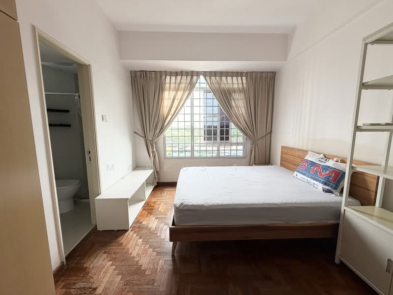 Bishan Park Condo, 14 Sin Ming Walk, 4 Bedrooms, 1,540 sqft, Condominium For Sale, by Markus Tay, 500136444 - Junior MasterBedroom - PropertyGuru.com.sg