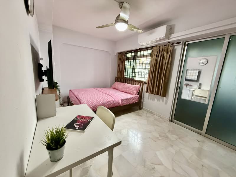 317 Ang Mo Kio Street 31, 317 Ang Mo Kio Street 31, Room Rental, 150 sqft, HDB Flat For Rent, by Schelle Gan, 500136446 - Bedroom - PropertyGuru.com.sg