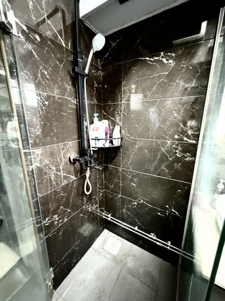317 Ang Mo Kio Street 31, 317 Ang Mo Kio Street 31, Room Rental, 150 sqft, HDB Flat For Rent, by Schelle Gan, 500136446 - Bathroom - PropertyGuru.com.sg