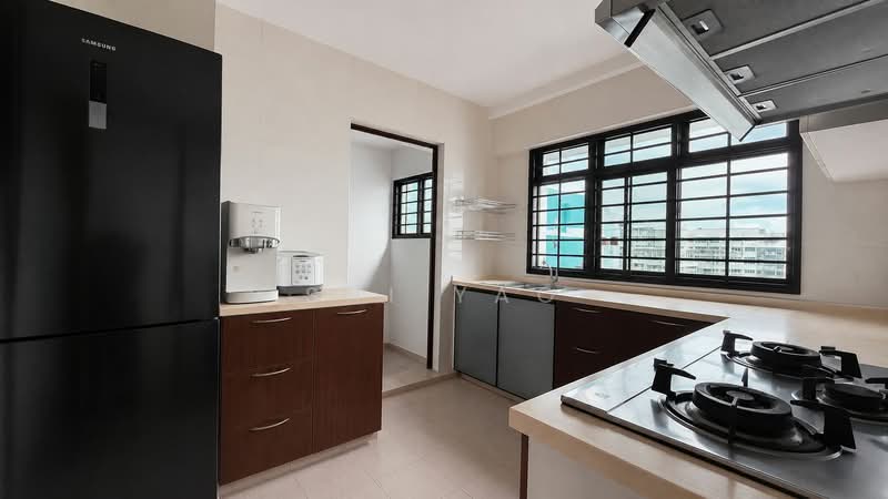 297A Choa Chu Kang Avenue 2, 297A Choa Chu Kang Avenue 2, 4 Bedrooms, 1,087 sqft, HDB Flat For Rent, by Shi Yao, 500136453 - Kitchen - PropertyGuru.com.sg
