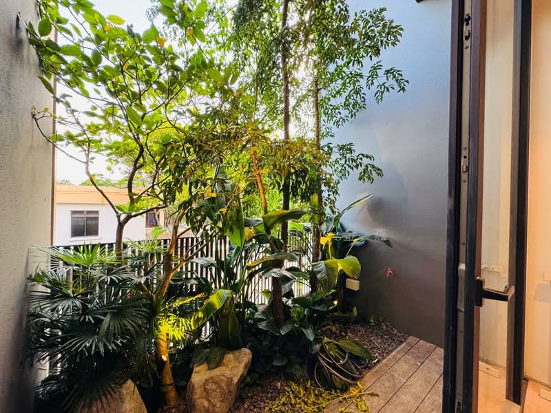 Brand New with Lift & Pool, Modern design with quality Interior & exteror, walk to Tan Kah Kee MRT – call 8130 3636 to view now!, 6 Bedrooms, 3,130 sqft, Semi-Detached House For Sale, by Kim Yan 金燕, 500136457 - PropertyGuru.com.sg