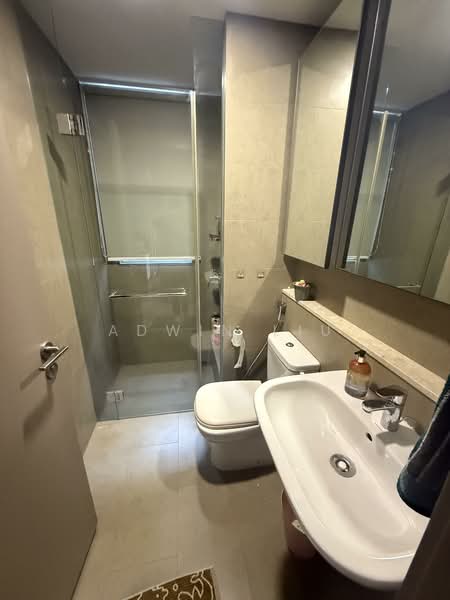 Riversails, 8 Upper Serangoon Crescent, 3 Bedrooms, 1,109 sqft, Condominium For Sale, by Adwin Liu, 500136459 - Bathroom - PropertyGuru.com.sg