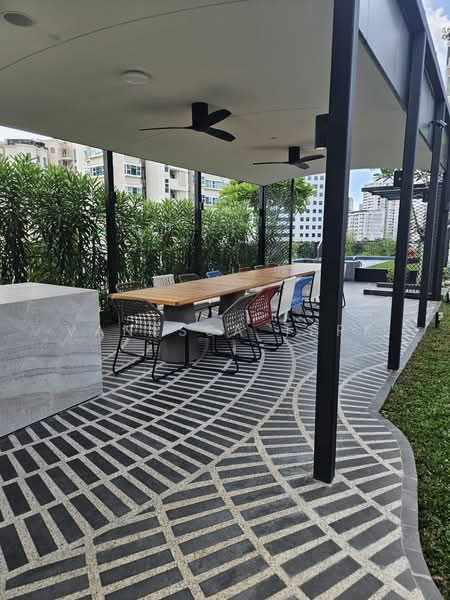 Jervois Mansion, 14 Jervois Close, 3 Bedrooms, 1,249 sqft, Condominium For Rent, by Vanessa Terk, 500136463 - Exterior - PropertyGuru.com.sg