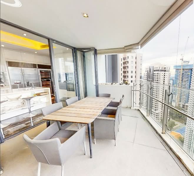 Breathtaking panoramic views /Freehold/ 4-Bed Condo, , 4 Bedrooms, 4,478 sqft, Condominium For Sale, by Homer Lau, 500136468 - Kitchen - PropertyGuru.com.sg
