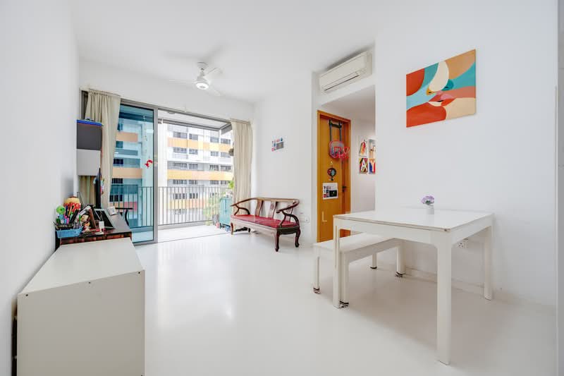 Tre Residences, 7 Geylang East Avenue 1, 4 Bedrooms, 947 sqft, Condominium For Rent, by Edwin Lee, 500136483 - Living Room - PropertyGuru.com.sg