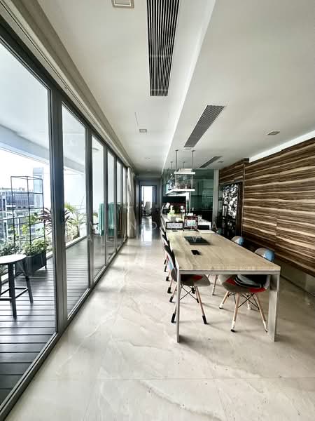 Silversea, , 4 Bedrooms, 2,530 sqft, Condominium For Rent, by Vandana Malik (Vanda), 500136492 - Balcony - PropertyGuru.com.sg