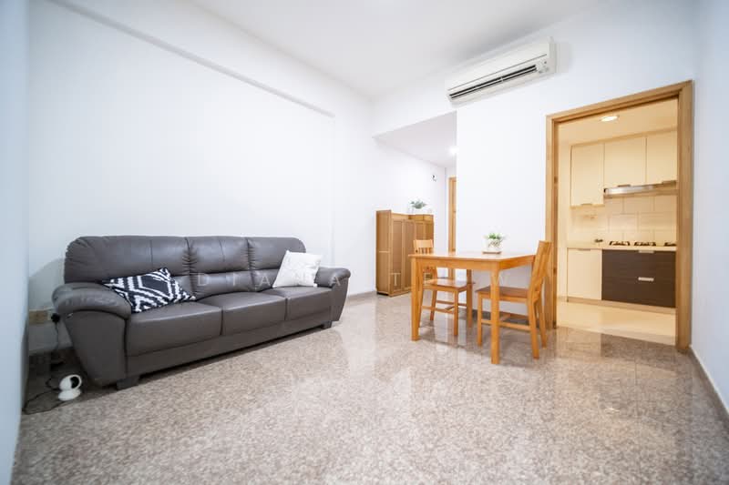 Parc Haven, 12 Lorong Limau, Room Rental, 150 sqft, Condominium For Rent, by Diana Teow, 500136504 - Living Room - PropertyGuru.com.sg