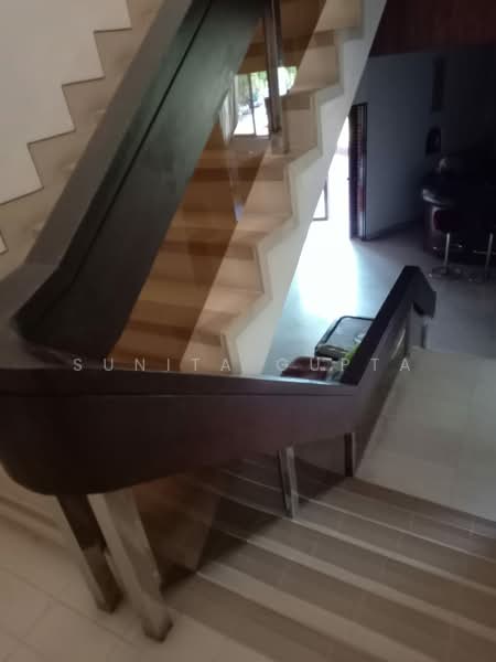 Hillview Garden Estate, 55 Jalan Dermawan, 4 Bedrooms, 5,000 sqft, Bungalow House For Sale, by Sunita Gupta, 500136505 - Interior - PropertyGuru.com.sg