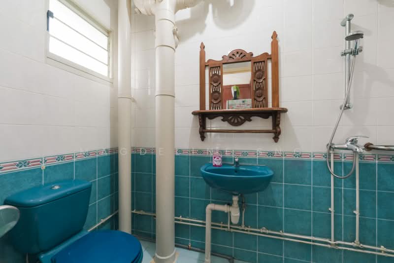 105B Edgefield Plains, , 3 Bedrooms, 1,184 sqft, HDB Flat For Sale, by Magdeline Sng, 500136511 - Common Bathroom - PropertyGuru.com.sg