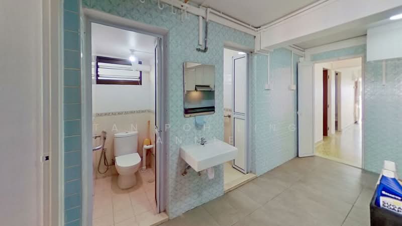 3 Dover Road, 3 Dover Road, 3 Bedrooms, 699 sqft, HDB Flat For Rent, by Tan Poh Ling Annie, 500136533 - Bathroom - PropertyGuru.com.sg