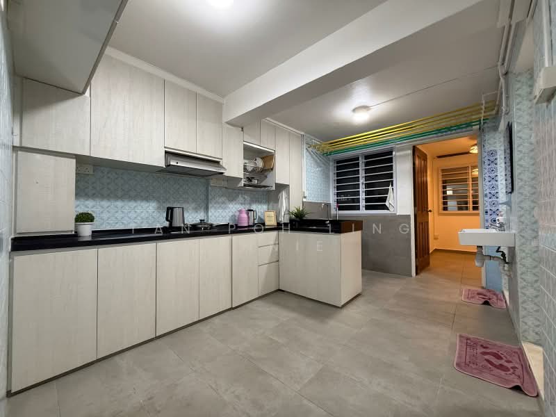 3 Dover Road, 3 Dover Road, 3 Bedrooms, 699 sqft, HDB Flat For Rent, by Tan Poh Ling Annie, 500136533 - Kitchen - PropertyGuru.com.sg