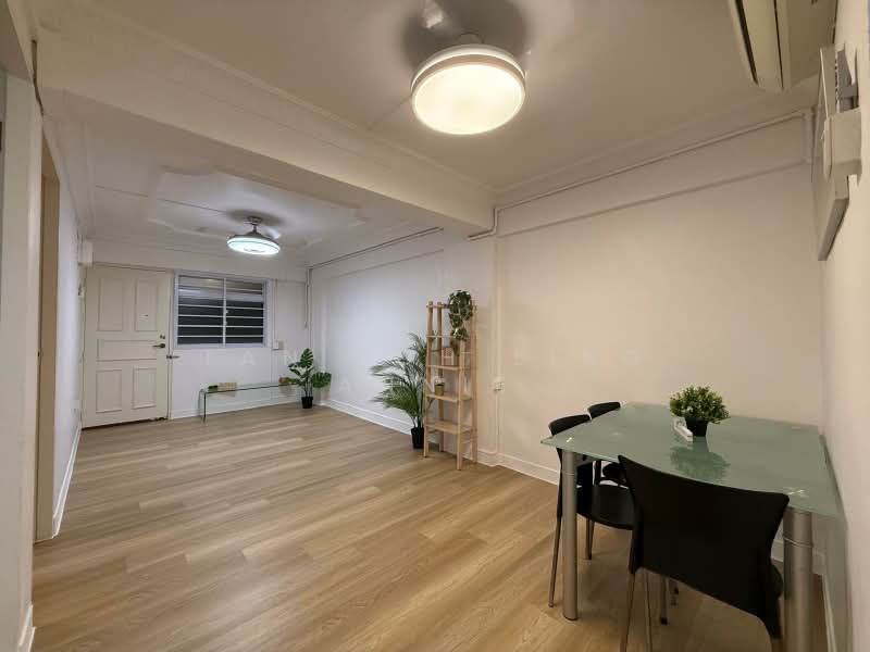 3 Dover Road, 3 Dover Road, 3 Bedrooms, 699 sqft, HDB Flat For Rent, by Tan Poh Ling Annie, 500136533 - Living Room - PropertyGuru.com.sg