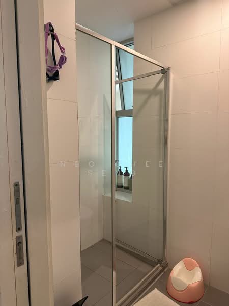 Parc Mondrian, 21 Woodleigh Close, 3 Bedrooms, 1,195 sqft, Apartment For Rent, by Neo Chee Seng, 500136551 - Bathroom - PropertyGuru.com.sg