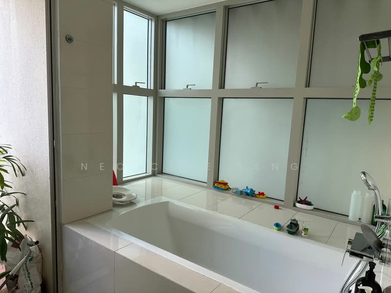 Parc Mondrian, 21 Woodleigh Close, 3 Bedrooms, 1,195 sqft, Apartment For Rent, by Neo Chee Seng, 500136551 - Bathroom - PropertyGuru.com.sg