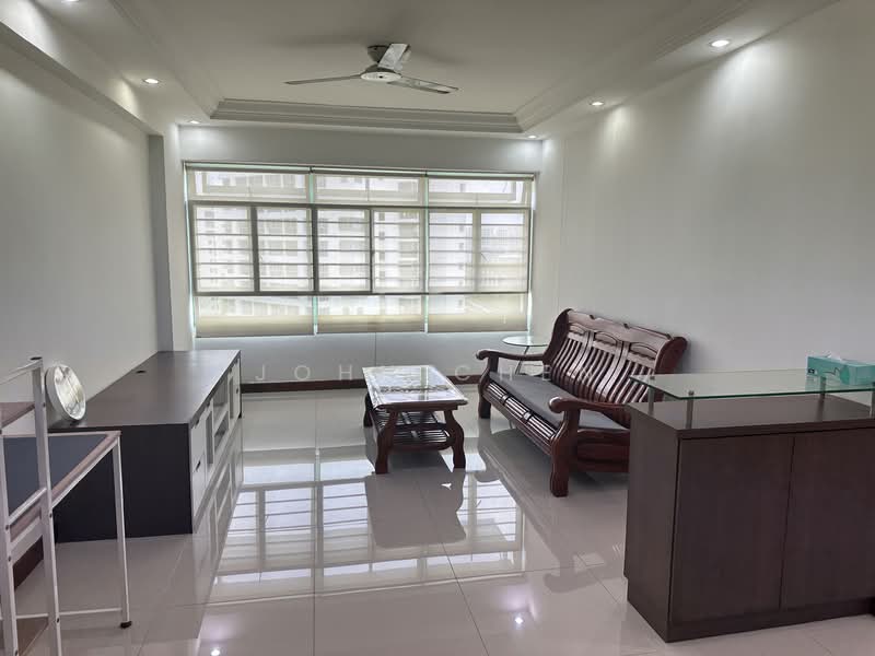 638A Punggol Drive, 638A Punggol Drive, 3 Bedrooms, 1,205 sqft, HDB Flat For Rent, by John Chen, 500136562 - Living Room - PropertyGuru.com.sg