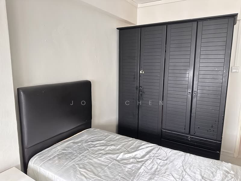 655 Jalan Tenaga, 655 Jalan Tenaga, Room Rental, 120 sqft, HDB Flat For Rent, by John Chen, 500136569 - Bedroom - PropertyGuru.com.sg