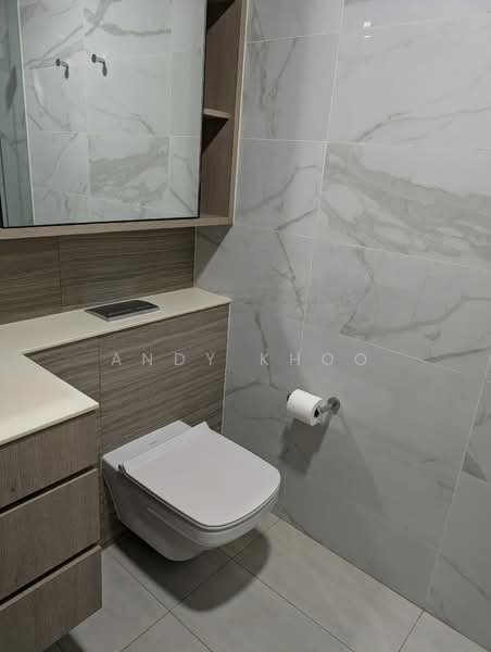 Forest Woods, , 1 Bedroom, 721 sqft, Condominium For Rent, by Andy Khoo, 500136571 - Bathroom - PropertyGuru.com.sg