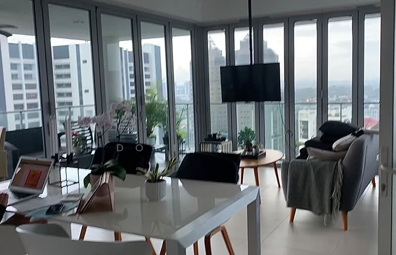 Pavilion 11, 25 Akyab Road, 3 Bedrooms, 1,485 sqft, Condominium For Sale, by Doris Low, 500136578 - Living Room - PropertyGuru.com.sg