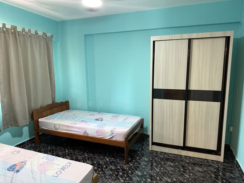 423 Choa Chu Kang Avenue 4, 423 Choa Chu Kang Avenue 4, 3 Bedrooms, 1,119 sqft, HDB Flat For Rent, by Bryan Ng, 500136580 - Bedroom - PropertyGuru.com.sg