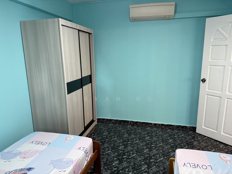 423 Choa Chu Kang Avenue 4, 423 Choa Chu Kang Avenue 4, 3 Bedrooms, 1,119 sqft, HDB Flat For Rent, by Bryan Ng, 500136580 - Bedroom - PropertyGuru.com.sg