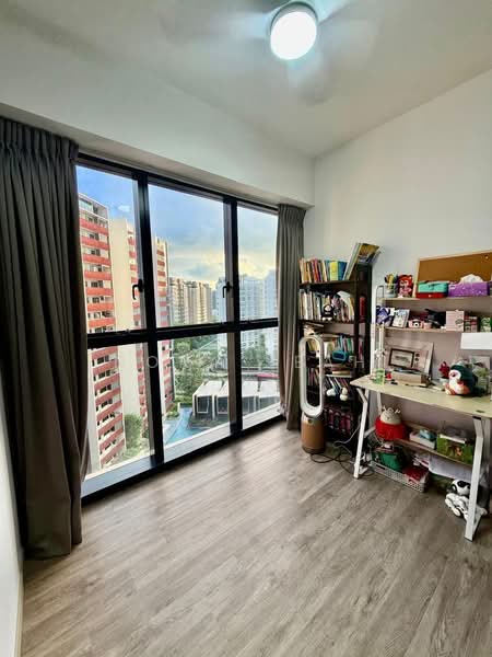 Riverfront Residences, 53 Hougang Avenue 7, 3 Bedrooms, 915 sqft, Condominium For Sale, by Nora Seah, 500136585 - Study - PropertyGuru.com.sg