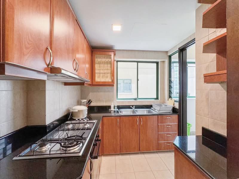 The Bencoolen, 180 Bencoolen Street, 2 Bedrooms, 851 sqft, Apartment For Sale, by Lester Ng, 500136589 - Kitchen - PropertyGuru.com.sg