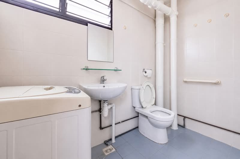 755 Yishun Street 72, 755 Yishun Street 72, 3 Bedrooms, 1,313 sqft, HDB Flat For Sale, by ADNIX LIU, 500136599 - Bathroom - PropertyGuru.com.sg