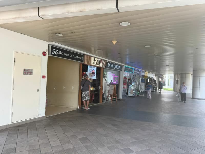 Toa Payoh Central, Toa Payoh Lor 6, 769 sqft, Mall Shop For Rent, by Jeffrey Lee, 500136609 - CommercialGuru.com.sg