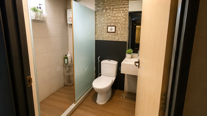 289B Punggol Place, 289B Punggol Place, 3 Bedrooms, 1,022 sqft, HDB Flat For Sale, by Delvin Ong, 500136613 - Bathroom - PropertyGuru.com.sg