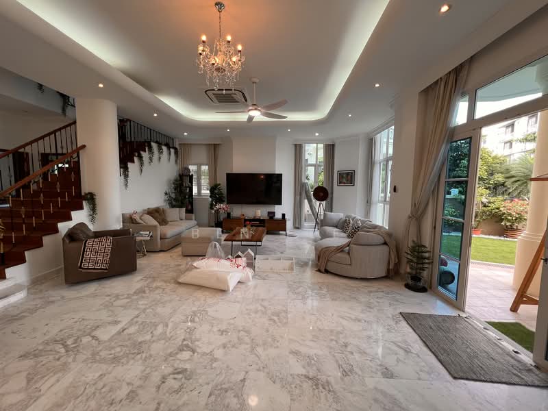 Cheap and huge Faber park grove walk bungalow 6 bedroom 5000sqft, Faber walk, 6 Bedrooms, 5,000 sqft, Bungalow House For Rent, by Ben Lee, 500136619 - Living Room - PropertyGuru.com.sg