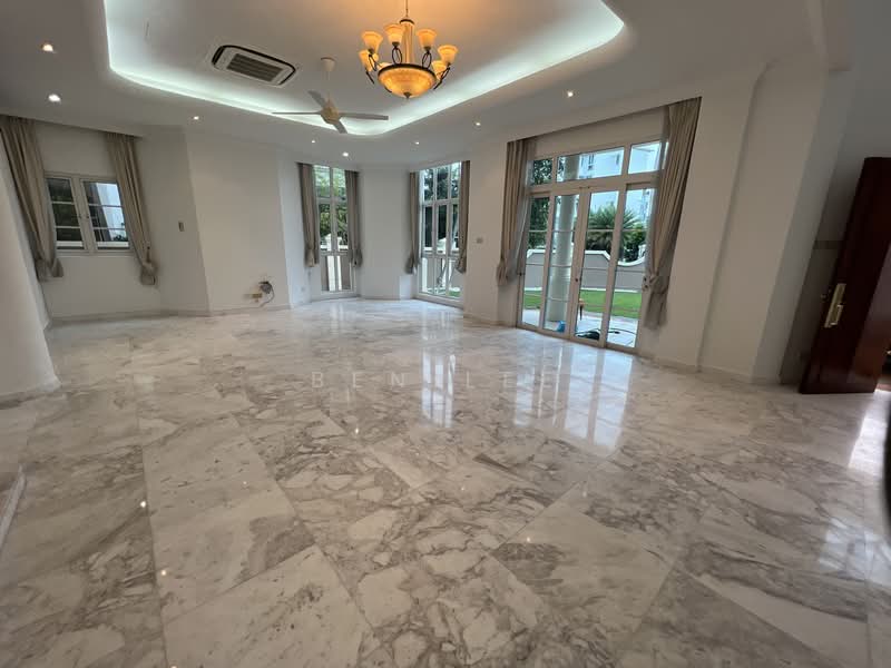 Cheap and huge Faber park grove walk bungalow 6 bedroom 5000sqft, Faber walk, 6 Bedrooms, 5,000 sqft, Bungalow House For Rent, by Ben Lee, 500136619 - Living Room - PropertyGuru.com.sg