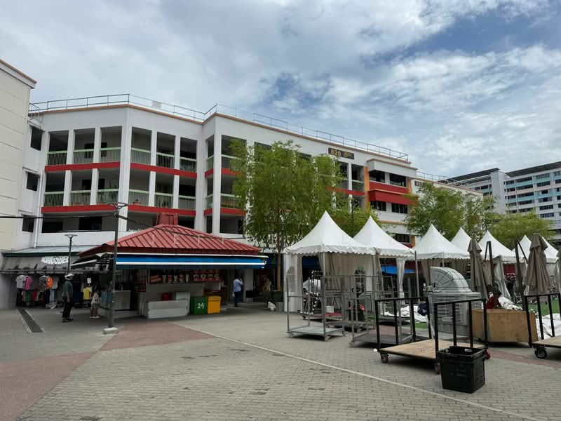 826 Tampine Street 81, , 1,650 sqft, Shop / Shophouse For Rent, by Jeffrey Lee, 500136621 - Exterior - CommercialGuru.com.sg