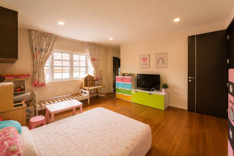 Frankel Estate, Siglap View, 6 Bedrooms, 7,815 sqft, Detached House For Sale, by Geraldine Goh, 500136641 - Bedroom - PropertyGuru.com.sg