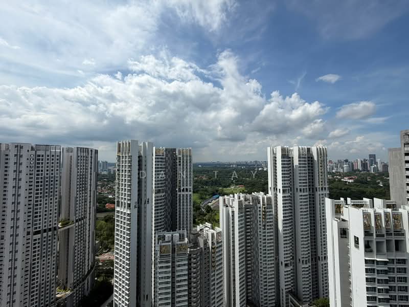 For Rent - Commonwealth Towers
