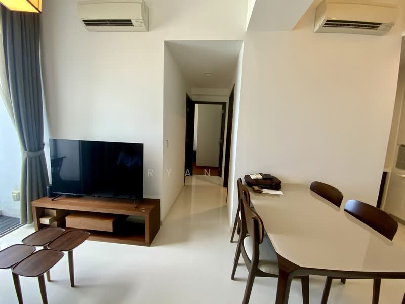 Eon Shenton, 70 Shenton Way, 2 Bedrooms, 667 sqft, Condominium For Sale, by Ryan A, 500136672 - Living Room - PropertyGuru.com.sg