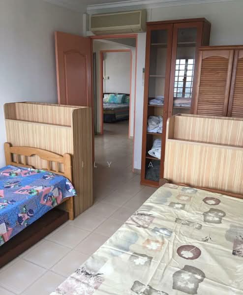 212 Jurong East Street 21, 212 Jurong East Street 21, 3 Bedrooms, 1,292 sqft, HDB Flat For Rent, by Lily Tan, 500136677 - Bedroom - PropertyGuru.com.sg