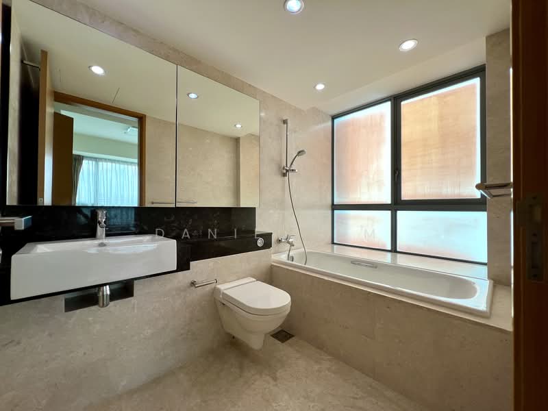 Dakota Residences, 38 Dakota Crescent, 2 Bedrooms, 1,023 sqft, Condominium For Sale, by Daniel Lim, 500136678 - Bathroom - PropertyGuru.com.sg
