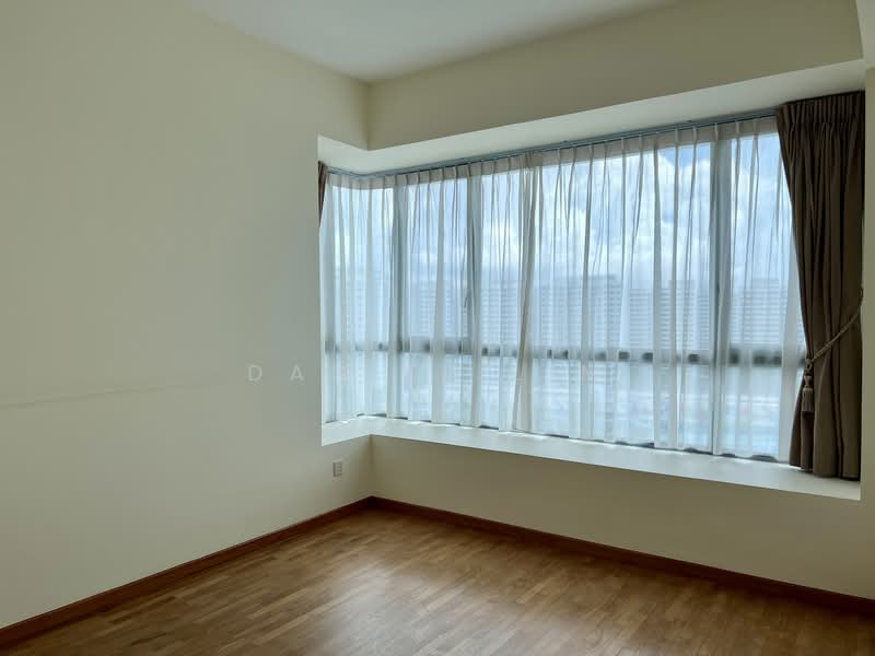 Dakota Residences, 38 Dakota Crescent, 2 Bedrooms, 1,023 sqft, Condominium For Sale, by Daniel Lim, 500136678 - Master Bedroom - PropertyGuru.com.sg
