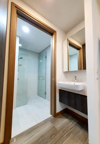 Lakeville, 7 jurong lake link, 2 Bedrooms, 732 sqft, Condominium For Rent, by Darren Lim, 500136692 - Bathroom - PropertyGuru.com.sg