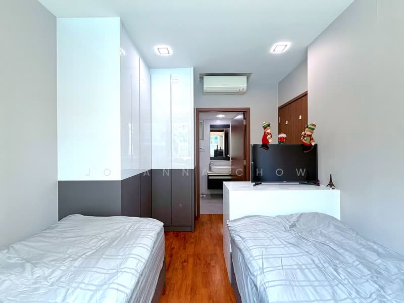 1 Canberra, 7 Canberra Drive, 3 Bedrooms, 1,044 sqft, Executive Condominium For Sale, by Johanna Chow, 500136699 - Bedroom - PropertyGuru.com.sg