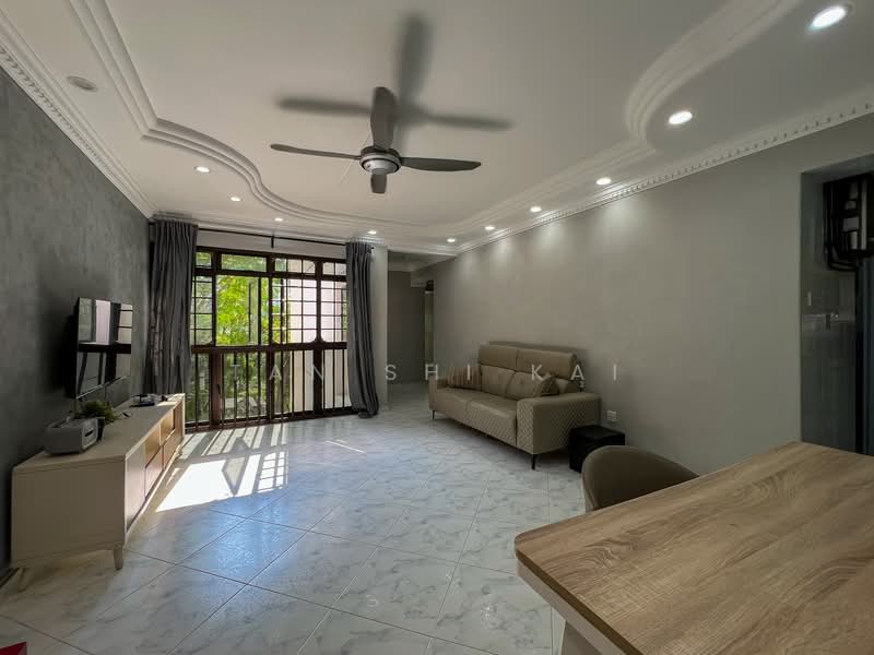 295B Compassvale Crescent, 295B Compassvale Crescent, 3 Bedrooms, 969 sqft, HDB Flat For Rent, by Tan Shi Kai, 500136703 - Living Room - PropertyGuru.com.sg