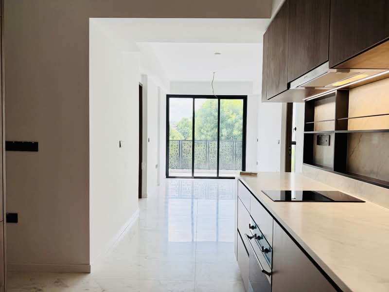 Sceneca Residence, 26 Tanah Merah Kechil Link, 2 Bedrooms, 753 sqft, Condominium For Sale, by Eric Goh, 500136704 - Kitchen - PropertyGuru.com.sg