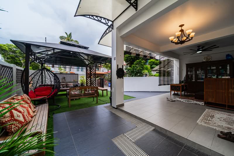 Peakview Estate, , 6 Bedrooms, 3,800 sqft, Semi-Detached House For Sale, by Shamir ., 500136709 - Exterior - PropertyGuru.com.sg