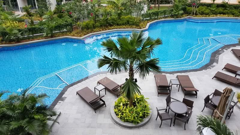 The Glades, 12 Bedok Rise, 2 Bedrooms, 721 sqft, Condominium For Sale, by Celine Tong, 500136717 - Pool - PropertyGuru.com.sg