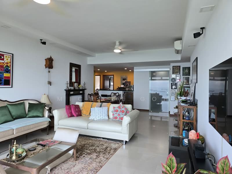 Costa Del Sol, 68 Bayshore Road, 4 Bedrooms, 1,561 sqft, Condominium For Sale, by Michael Goh, 500136724 - Living Room - PropertyGuru.com.sg