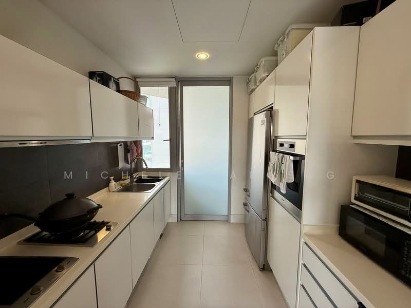 The Oceanfront @ Sentosa Cove, 293 Ocean Drive, 3 Bedrooms, 1,711 sqft, Condominium For Sale, by Michele Cabasug, 500136728 - Kitchen - PropertyGuru.com.sg