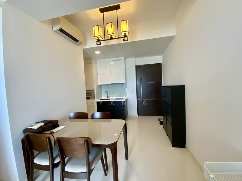 Eon Shenton, 70 Shenton Way, 2 Bedrooms, 667 sqft, Condominium For Rent, by Ryan A, 500136731 - Dining Room - PropertyGuru.com.sg