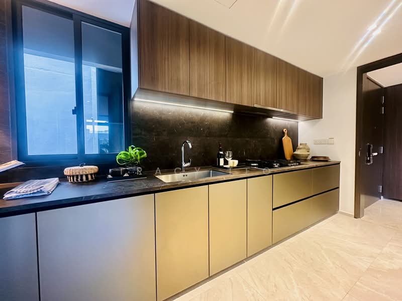 Tembusu Grand, 94 Jalan Tembusu, 5 Bedrooms, 2,691 sqft, Condominium For Sale, by Tracy Teo, 500136734 - Kitchen - PropertyGuru.com.sg