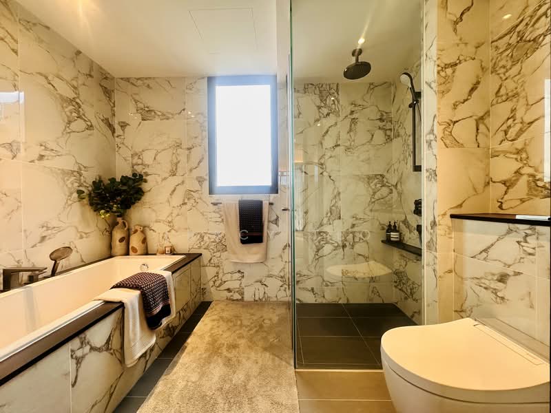 Tembusu Grand, 94 Jalan Tembusu, 5 Bedrooms, 2,691 sqft, Condominium For Sale, by Tracy Teo, 500136734 - Bathroom - PropertyGuru.com.sg